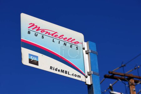 Téléchargez les photos : Montebello, Californie 30 octobre 2023 : Montebello Bus Lines Stop sign - en image libre de droit