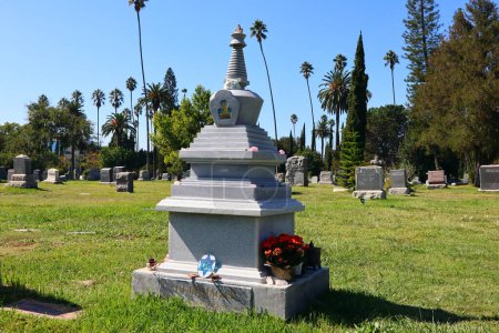 Photo for Los Angeles, California - October 16, 2023: GURU JAGAT grave at Hollywood Forever Cemetery located at 6000 Santa Monica Blvd - Royalty Free Image