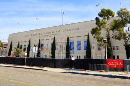 Téléchargez les photos : Los Angeles, Californie - 4 novembre 2023 : Expo Center - LA84 Foundation - John C. Argue Swim Stadium, à l'origine le Los Angeles Swimming Stadium, construit pour les Jeux olympiques d'été de 1932 - en image libre de droit
