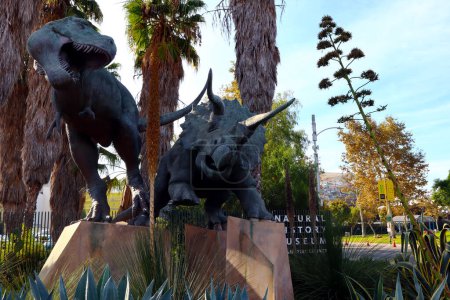 Foto de Los Ángeles, California 4 de noviembre de 2023: Los Angeles County Museum of Natural History ubicado en Exposition Park, Los Ángeles - Imagen libre de derechos