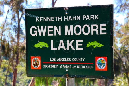 Foto de Los Ángeles, California - 4 de octubre de 2023: Kenneth Hahn State Recreation Área, una unidad del Parque Estatal de California en las Montañas Baldwin Hills de Los Ángeles - Imagen libre de derechos