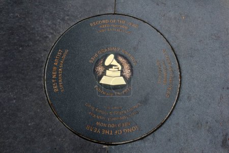 Foto de Los Angeles, California - 7 de octubre de 2023: El Paseo de la Fama del Grammy - 53º Premios Grammy 2011: LADY ANTEBELLUM, ARCADE FIRE y ESPERANZA SPALDING - Imagen libre de derechos
