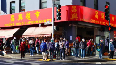 Téléchargez les photos : San Francisco, Californie - 25 octobre 2023 : vue sur Chinatown, quartier ethnique chinois du centre-ville de San Francisco - en image libre de droit