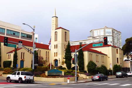 Téléchargez les photos : San Francisco, Californie - 20 octobre 2023 : Hamilton Square Baptist Church situé au 1212 Geary Blvd, San Francisco - en image libre de droit