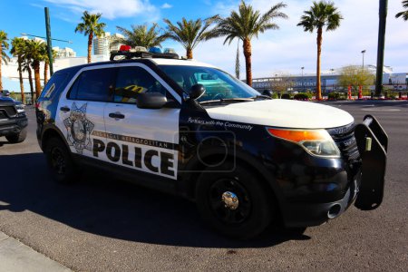 Foto de Las Vegas, Nevada - 7 de diciembre de 2023: Las Vegas, Nevada: Coche del Departamento de Policía Metropolitana de Las Vegas - Imagen libre de derechos