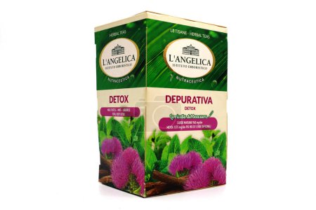 Foto de Roma, Italia - 17 de febrero de 2024: Detox Herbal Tea L 'Angelica Herborist Institute - Imagen libre de derechos
