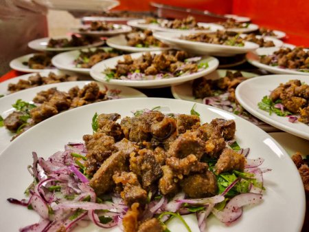 Téléchargez les photos : Sish Kebab. poireau sauté et foie - en image libre de droit
