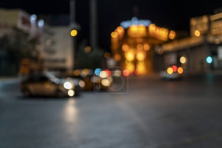 Foto de Noche ciudad calle luces fondo y calle luces borroso bokeh - Imagen libre de derechos