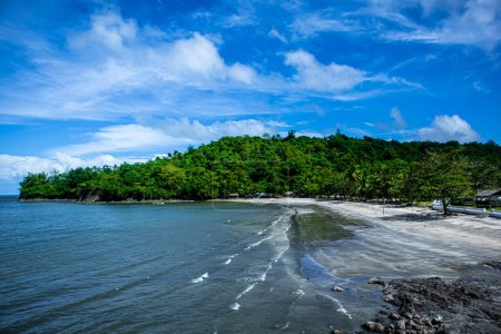 Téléchargez les photos : Talon Beach in Capiz Philippines near Roxas City. - en image libre de droit