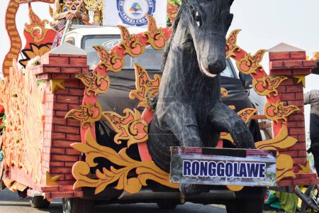 Photo for Tuban Indonesia August 29, 2023. car with decoration jaranan or horse for celebration of indonesia independence day 17 agust. - Royalty Free Image