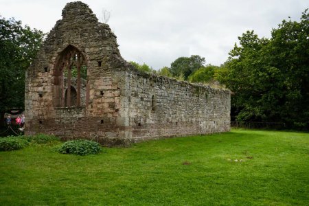 Foto de The Ruins of Brockhampton Chapel on The Brockhampton Estate (en inglés). Brockhampton, Reino Unido. 27 de agosto de 2023. - Imagen libre de derechos