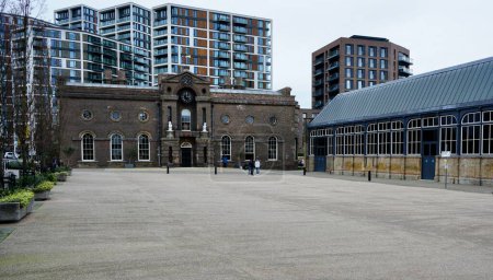 Foto de The Royal Military Academy Building on Artillery Square, Woolwich Arsenal. Woolwich, Londres, Reino Unido, 16 de marzo de 2024. - Imagen libre de derechos