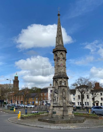 Photo for Banbury Cross erected in 1859 to commemorate the marriage of Victoria,(eldest child of Queen Victoria) to Prince Frederick of Prussia. Banbury, England, UK, April 6, 2024. - Royalty Free Image
