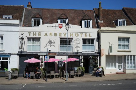 Téléchargez les photos : The Abbey Hotel, hôtel classé Grade II, bar et restaurant. Battle, East Sussex, Royaume-Uni. 15 mai 2024. - en image libre de droit