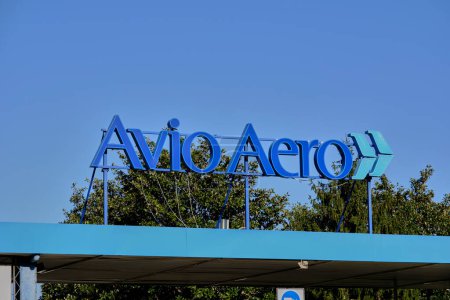 Téléchargez les photos : Logo of the company in the aeronautical sector Avio Aero, located above the main entrance to the Pomigliano d'Arco plant. The company is part of the GE Avio srl group. - en image libre de droit