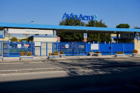Téléchargez les photos : Main entrance to the Avio Aero plant in Pomigliano d'Arco. Company of the GE Avio srl group. - en image libre de droit