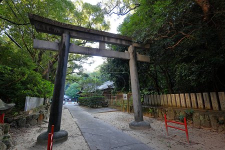 Téléchargez les photos : Sanctuaire de la triade Kumano Sansho à Shirahama, district de Nishimuro, Wakayama, Japon - en image libre de droit