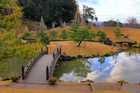 Foto de Gyokuseninmaru Park un histórico jardín japonés en Marunouchi, Kanazawa, Ishikawa, Japón - Imagen libre de derechos