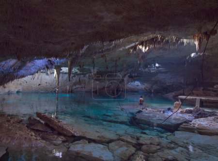 Foto de Cenote taak bi ha in tulum mexico natural underground swimming hole in a cave - Imagen libre de derechos
