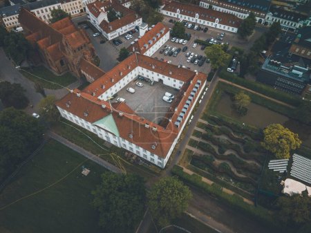 Schloss Odense (Odense Slot) in Dänemark per Drohne