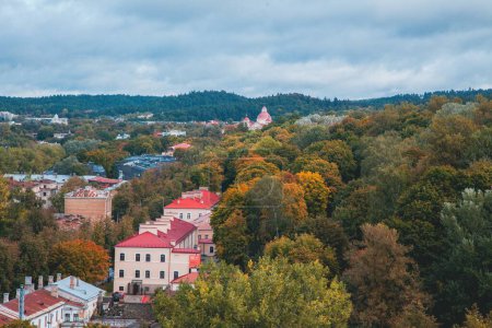 Téléchargez les photos : Vues Aériennes De Vilnius, Lituanie par Drone - en image libre de droit