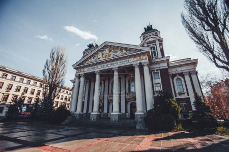 Téléchargez les photos : Théâtre national Ivan Vazov à Sofia, Bulgarie - en image libre de droit