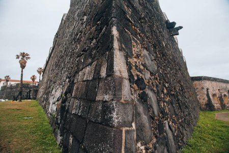 Téléchargez les photos : VIews de la Forte de Sao Bras à Ponta Delgada à Sao Miguel, Açores - en image libre de droit