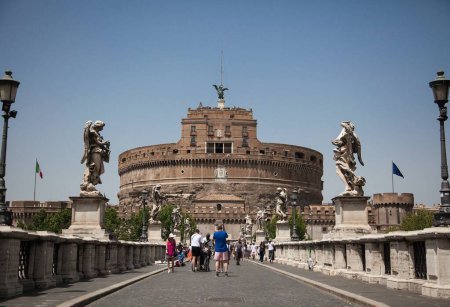 Téléchargez les photos : Castel sant angelo in rome, italie - en image libre de droit