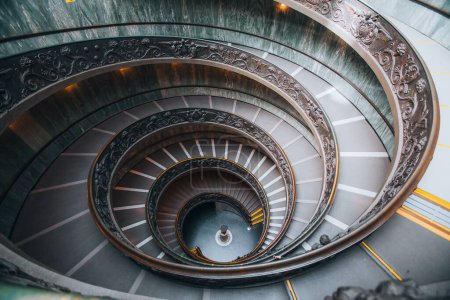 Téléchargez les photos : Escalier Bramante au Vatican, Cité - en image libre de droit