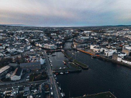 Foto de Vistas de Galway, Irlanda por Drone - Imagen libre de derechos