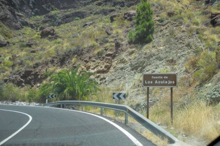Wonderful corners of Gran Canaria, Maspalomas, Roque Nublo, Las Palmas, Puerto Mogan, Mirador del Balcon, and Playa de Amadores.