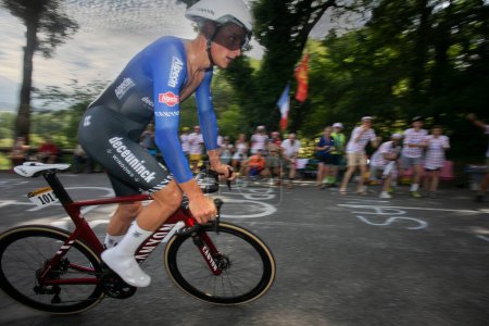 Téléchargez les photos : Domancy, France 18 juillet 2023 : MATHIEU VAN DER POEL (ALPECIN-DECEUNINCK BEL) dans l'étape contre-la-montre du Tour de France. - en image libre de droit