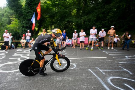 Téléchargez les photos : Domancy, France 18 juillet 2023 : DYLAN VAN BAARLE (JUMBO-VISMA NED) en contre-la-montre au Tour de France. - en image libre de droit