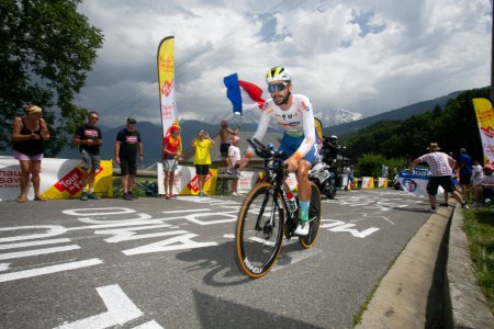 Téléchargez les photos : Domancy, France 18 juillet 2023 : VALENTIN FERRON (TOTALENERGIES / FRA) en contre-la-montre au Tour de France. - en image libre de droit