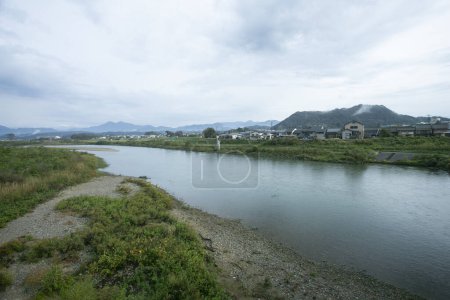 Foto de Río Miomote en Murakami en la región de Niigata del norte de Japón. - Imagen libre de derechos