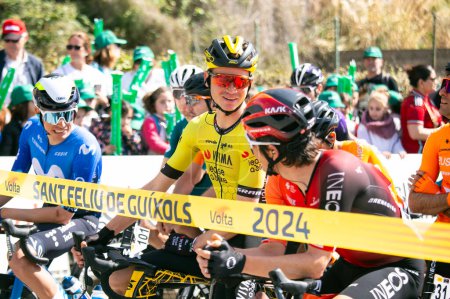 Téléchargez les photos : Girona, Espagne ; 18 mars 2024 : Sepp Kuss (Team Visma Lease a Bike) à La Volta Catalunya 2024. - en image libre de droit