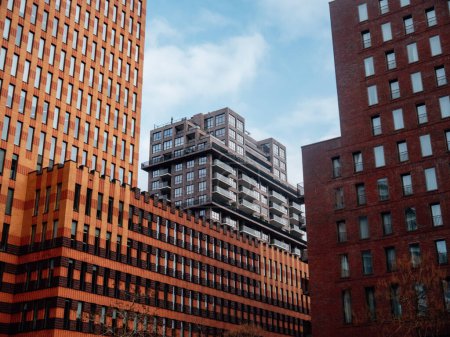 Foto de Massive brick skyscrapers in Amsterdam Zuidas - Imagen libre de derechos