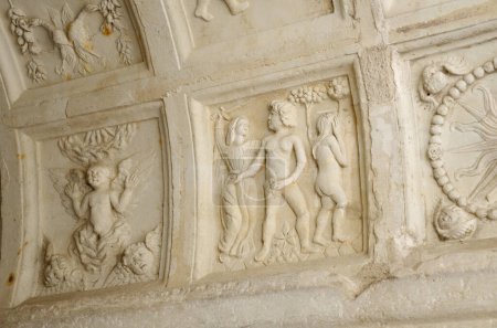 Foto de View from Fontevrault Abbey with details - Imagen libre de derechos