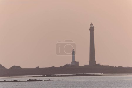 Téléchargez les photos : Le fameux phare de l'Ile Vierge en Bretagne du Nord, France - en image libre de droit