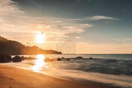 Foto de Playa de Cocalito, Bahía Drake, Puesta del Sol, Paisaje de Costa Rica - Imagen libre de derechos