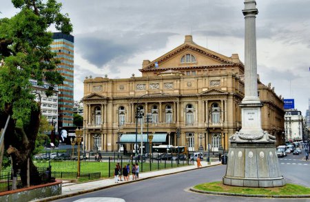 Foto de Buenos Aires, Argentina - January 24, 2017: street view from Plaza Lavalle square in Buenos Aires - Imagen libre de derechos