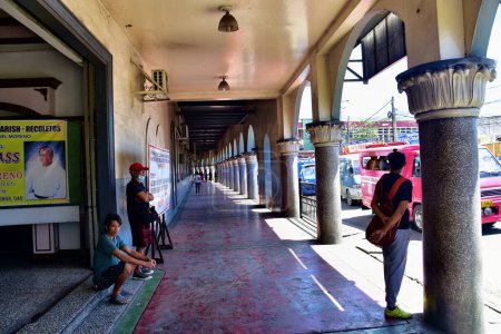 Téléchargez les photos : Cebu, Philippines Février 2019 : vue sur la rue centale de la ville - en image libre de droit