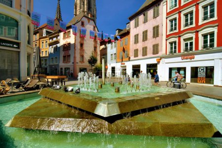 Téléchargez les photos : MULHOUSE, FRANCE : Vieux Mulhouse, France - en image libre de droit