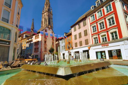 Téléchargez les photos : MULHOUSE, FRANCE : Vieux Mulhouse, France - en image libre de droit