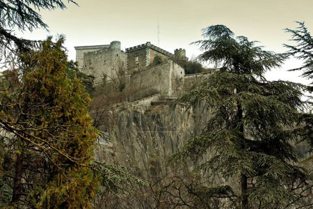 Téléchargez les photos : Vue du Fort de La Bastille, ancien fort militaire de Grenoble - en image libre de droit