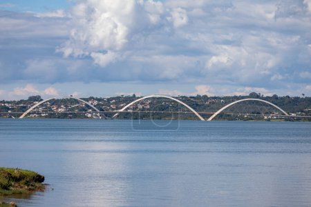 Téléchargez les photos : Pont JK sur le lac Parano à Brasilia - en image libre de droit