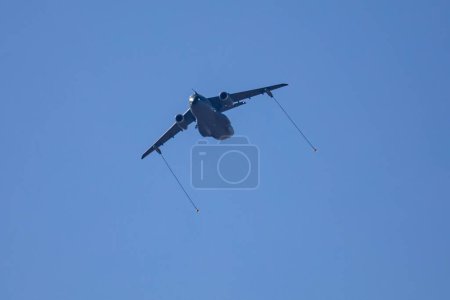 Téléchargez les photos : Brasilia, DF Brésil, 02 juillet 2023 : Grand avion militaire KC-390 de l'armée de l'air brésilienne pour l'approvisionnement aérien - en image libre de droit
