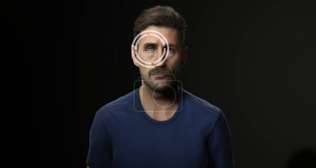 Téléchargez les photos : Rendu 3D de la détection du visage et du suivi des yeux - en image libre de droit