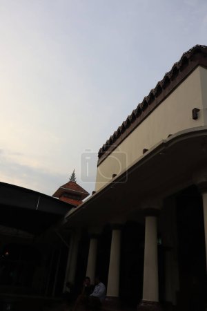 Téléchargez les photos : Kudus, décembre 2022. Portrait photo de la mosquée de la tour Kudus - en image libre de droit