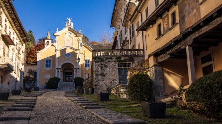 Téléchargez les photos : Orta San Giulio, beau village sur le lac d'Orta, Piémont (Piémont), Italie. - en image libre de droit
